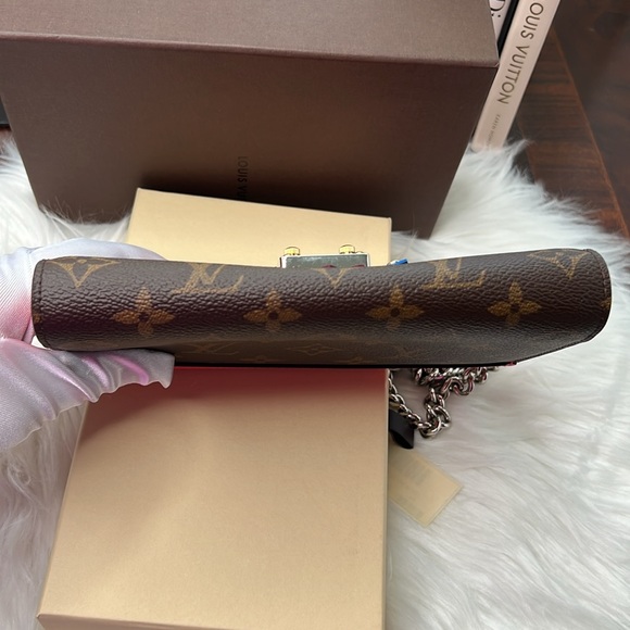 Louis Vuitton Monogram Canvas Saint Germain Totem Wallet W ChainLimited Edition - Picture 7 of 17